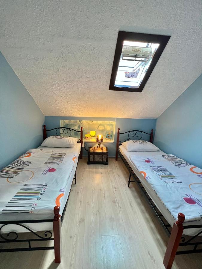 Apartment Nikolina Trogir Exterior photo
